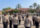 Wakapolres-Lembata-Pimpin-Apel-Jam-Pimpinan,-Tekankan-Pelaksanaan-Tugas-yang-Humanis-dan-Dekat-dengan-Masyarakat.