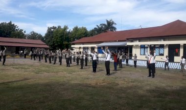 Senam-Aws3-Rutin-Menjaga-Kebugaran-Personil-Polres-Lembata