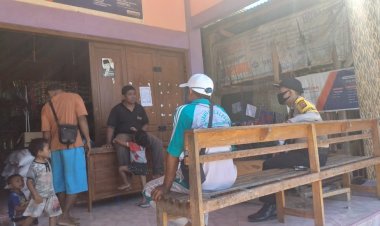 Putuskan-Mata-Rantai-Covid-19-Anggota-Bhabin-Desa-Bean-Himbau-Warganya-Untuk-Selalu-Mengedepankan-Protocol-Kesehatan