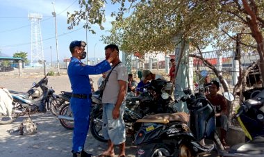 Sat-Polair-Polres-Lembata-Ajak-Warga-Cegah-Covid-19-Di-Era-Adaptasi-Kebiasaan-Baru