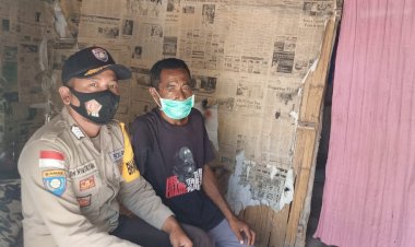 Bhabin-Desa-Tobotani-Himbau-Warganya-Untuk-Selalu-Mengedepankan-Protocol-Kesehatan-Di-Era-Adaptasi-Kebiasaan-Baru-Maupun-KARHUTLA.