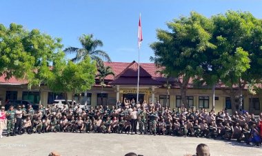 Olah-Raga-Bersama-Bentuk-Nyata-Sinergitas-Polri/TNI-di-Wilayah-Kab.Lembata.