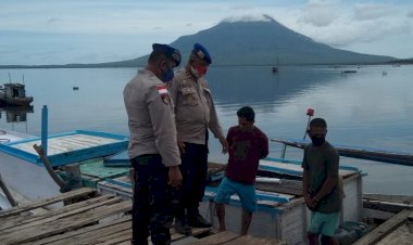 Polisi-Perairan-Resort-Lembata-(POLAIR)- Sambangi-Para-Nelayan