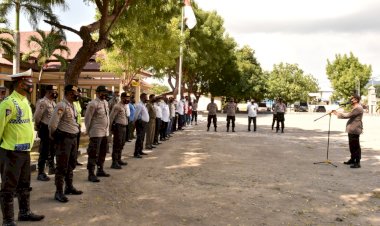 Kapolres-Lembata-Pimpin-langsung-operasi-Protokol-kesehatan-bersama-dinkes-lembata-dan-beberapa-instansi-terkait