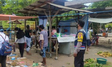 Ditengah-Massa-Pandemi,Ini-yang-di-lakukan-Bhabinkamtibmas-Desa-Jontona,--Kec.-Ile-Ape-Timur