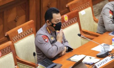Kapolri-Jenderal-Listyo-Sigit-Prabowo-melakukan-rapat-dengar-pendapat-(RDP)-dengan-Komisi-III-DPR