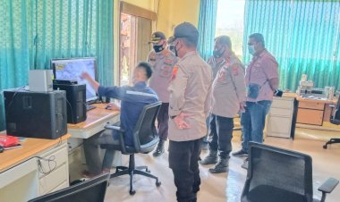 Kapolres-Lembata-Sambangi-Pos-Pengamatan-Gunung-Api-(PPGA)-Ile-Lewotolok.