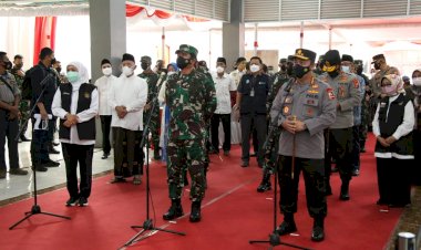 Tinjau-Vaksinasi-di-41-Ponpes-se-Jawa-Timur,-Kapolri:-Mari-Kita-Bahu-Membahu-Lawan-Covid-19