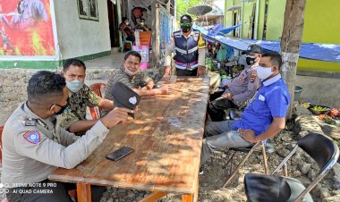 Polsek-Buyasuri-Gencar-Lakukan-Patroli-Dan-Himbauan-Terkait-Perpanjangan-PPKM-Level-3