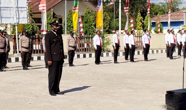 Penghormatan-Atas-Pengabdian-AIPTU-Lazarus-Litraya-Polres-Lembata-Gelar-Upacara-Purnabakti.
