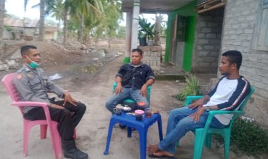 Kapolsek-Omesuri-Tekankan-Kepala-Desa-Terpilih-Di-Wilkumnya-Untuk-Tetap-Memperhatikan-Protokol-Kesehatan.