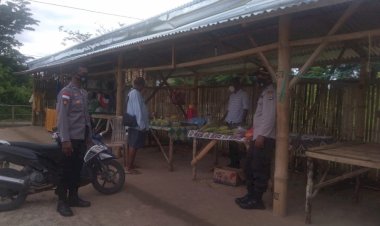 Patroli-KRYD-Kapolsek-Nagawutung-Pantau-Langsung-Protkes-Di-Pasar-Loang.