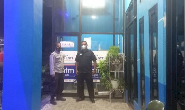 Kanit-SPKT-Polsek-Omesuri-Rutin-Laksanakan-Patroli-Malam-Hari-serta-Berikan-Himbauan-Radikalisme