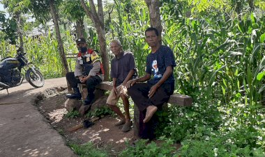 Ops-Aman-Nusa-II,-Bhabinkamtibmas-Terus-Tingkatkan-Patroli-Dialogis-Terkait-Penanganan-Covid-19.