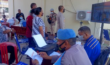 Upaya-Penanggulangan-Covid-19-Polres-Lembata-Buka-Gerai-Vaksinasi-Presisi,-Sukseskan-Vaksinasi-Sejuta-Booster.