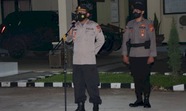 Kegiatan-Rutin-Yang-Ditingkatkan,-Kapolres-Pimpin-Apel-Persiapan-Patroli-Malam-Kenakalan-Remaja-Dan-Miras.