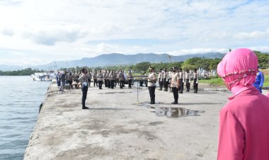 HUT-Bhayangkara-Ke-76-Polres-Lembata-Gelar-Upacara-Tabur-Bunga.