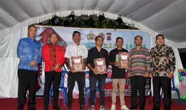 Meriahkan-HUT-Bhayangkara-Ke-76-Kapolres-Lembata-Buka-Lomba-StandUp-Komedi,-Lawak-Dan-Sulap.