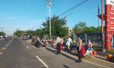 Satuan-Samapta-Polres-Lembata-Tingkatkan-Patroli-Dialogis-Dan-Himbauan-Kamtibmas.