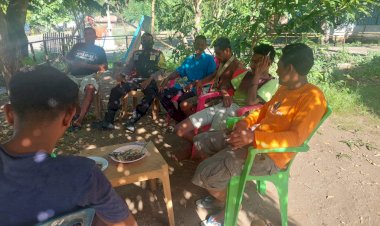 Jelang-Natal-Dan-Tahun-Baru-Bhabinkamtibmas-Tingkatkan-Sambang-Dan-Himbauan-Terkait-Penyakit-Masyarakat-(Pekat)