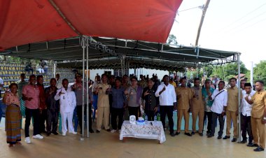 Kapolres-Lembata-Dengarkan-Curhatan-Kepala-Desa-Di-Kecamatan-Buyasuri.