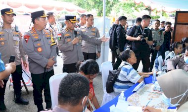 Wujudkan-Pemilu-Damai,-Panglima-TNI-dan-Kapolri-Gelar-Kegiatan-Bhakti-Sosial-dan-Bhakti-Kesehatan