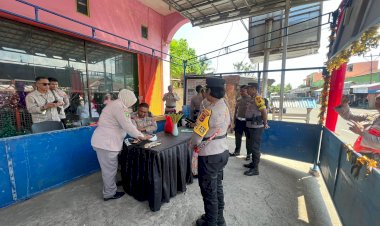 Kapolres-Lembata-TNI-dan-Pol-PP-periksa-Pos-Pelayanan-Operasi-Lilin-Turangga-2023