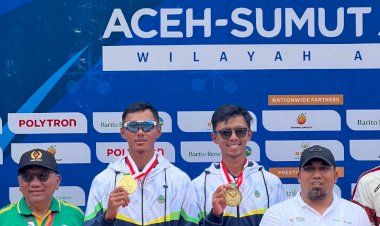 *Denri-Maulidzar-Borong-Tiga-Emas-Lewat-Cabor-Dayung-Rowing-di-PON-XXI-Aceh-Sumut*