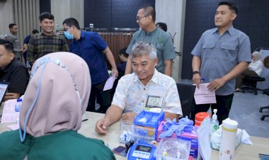 Hari-Jadi-Humas-Polri-Ke-73,-Divhumas-Polri-Gelar-Donor-Darah-Bersama-Media.