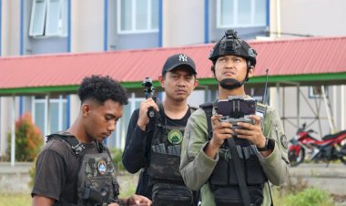 *Jaga-Stabilitas-Keamanan,-Satgas-Ops-Damai-Cartenz-2025-Pantau-Yalimo-dari-Udara*