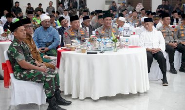 Pererat-Silaturahmi,-Kapolri-Buka-Puasa-Bersama-Tokoh-Ulama-dan-Elemen-Masyarakat-Banten