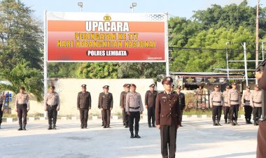 Upacara-Hari-Kebangkitan-Nasional-Tahun-2025,-Kapolres-Lembata-Berikan-Penghargaan-Kepada-anggota-polres-Lembata-yang-Berprestasi
