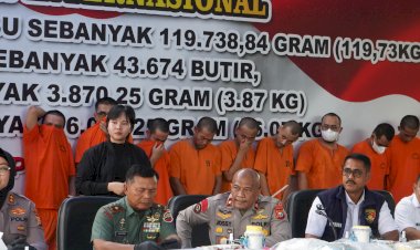 *Polda-Riau-Gelar-Pemusnahan-Barang-Bukti-Narkoba*