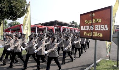 Selamat!-593-Bakomsus-Ketahanan-Pangan,-Kesehatan-Gizi-Polri-Selesai-Pendidikan