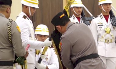 Kapolri-Pimpin-Upacara-Pemuliaan-Nilai-Tribrata-Jelang-Hari-Bhayangkara-ke-79