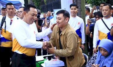 Kapolri-Hadiri-CFD-Bhayangkara-Sport-Day,-Sapa-Warga-di-Bundaran-HI