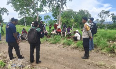 Bhabinkamtibmas-Polres-Lembata-Sambangi-Warga-Desa-Watodiri,-Sampaikan-Himbauan-Kamtibmas