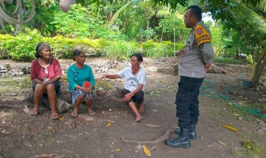 BHABINKAMTIBMAS-DESA-ATAKOWA-LAKUKAN-GIAT-SAMBANG-KE-DESA-BINAAN,-AJAK-MASYARAKAT-JAGA-KAMTIBMAS-DAN-PERKUAT-PERSAUDARAAN.