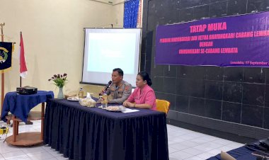 Tatap-Muka-Pembina-dan-Ketua-Bhayangkari-Cabang-Lembata,-Perkuat-Kekeluargaan-dan-Dukungan-terhadap-Tugas-Polri.
