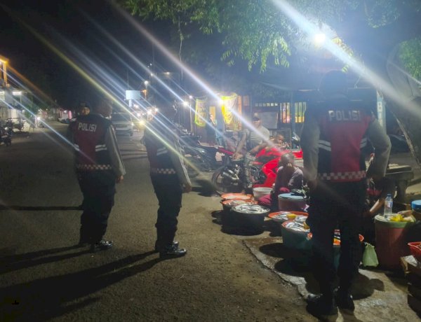 Patroli Perintis Presisi Samapta Polres Lembata Hadir di Tengah Masyarakat, Jaga Kamtibmas Tetap Aman dan Kondusif.