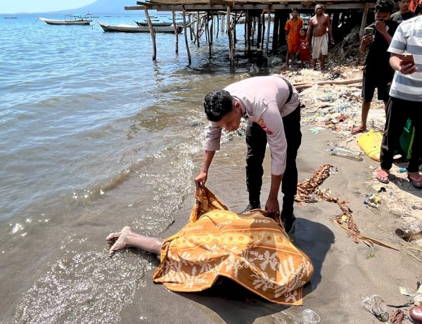 Gearak Cepat Piket SPKT Bersama INAFIS Polres Lembata Tangani Penemuan Jenazah di Perairan Laut Wangatoa