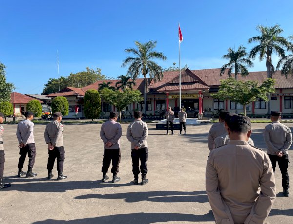 Dua Perwira Polres Lembata Pimpin Apel Terakhir, Berpamitan dan Siap Mengemban Tugas Baru di Polres Sumba Barat.
