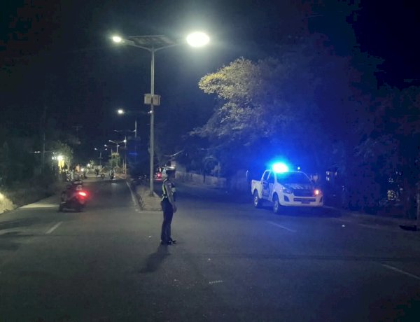 Jaga Kamseltibcarlantas, Satlantas Polres Lembata Gelar Patroli Lampu Biru di Kota Lewoleba.