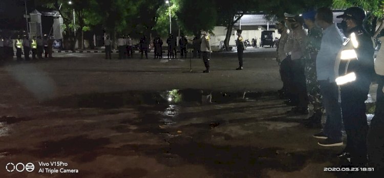 Polres Lembata Laksanakan Patroli CIPKON (Cipta Kondisi) Malam Takbiran Dalam Rangka Menyambut Perayaan Idul Fitri 1441 H. 2020