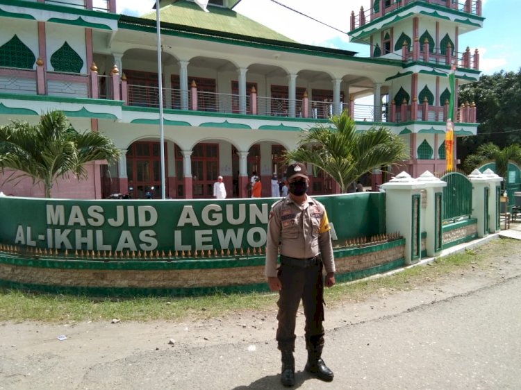 Patroli Dan Monitoring Masjid Anggota Bhabinkamtibmas Kelurahan Lewoleba Timur