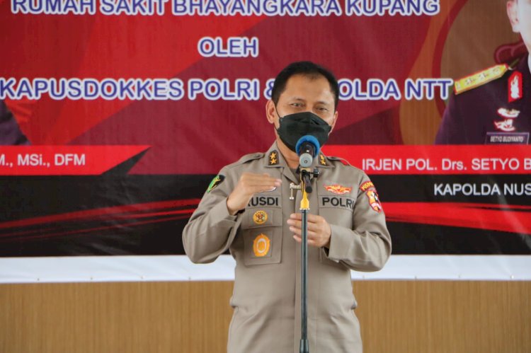 Kapusdokkes Polri dan Kapolda NTT Resmikan Aula Rupatama dan CT Scan RSB Titus Uly Kupang Diwarnai dengan Pertunjukan Parodi Imbauan Prokes