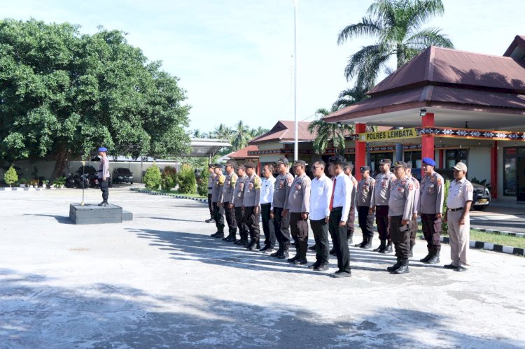 *AMANAT APEL PAGI YANG DI PIMPIN PERTAMA KALI OLEH KAPOLRES LEMBATA YANG BARU*