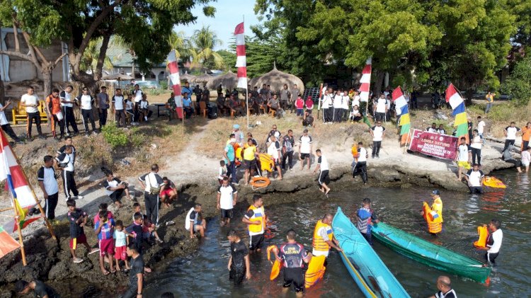 Polres Lembata gelar Lomba Dayung TNI-POLRI mengisi keseruan jalannya perlombaan