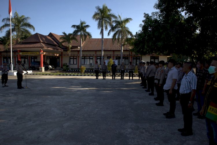 Polres Lembata kerahkan anggota lakukan pengamanan pelaksanaan pendaftaran bakal calon di KPUD kabupaten Lembata