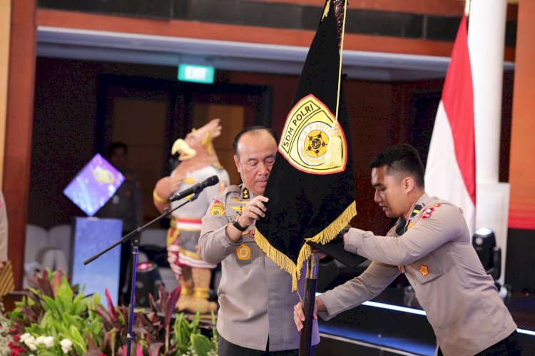 *Kukuhkan Pataka Daksha Prasastya, Komitmen SSDM Polri Cetak SDM Unggul Wujudkan Indonesia Emas 2045*